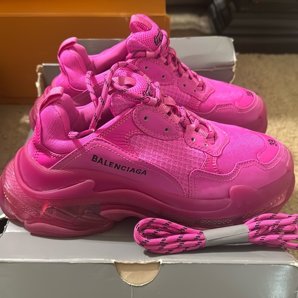 Balenciaga triple pink Sneakers - Picture 1 of 7